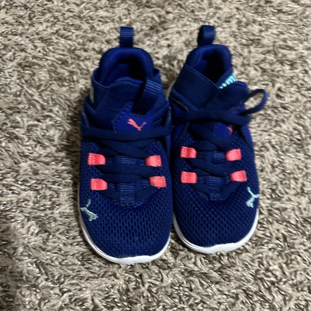 Toddler shoes